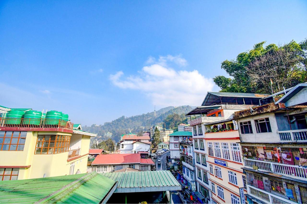Hotel Collection O 22693 Tashi Norling à Gangtok Extérieur photo